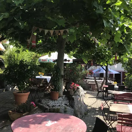 Gasthuis Zum Engel 3*